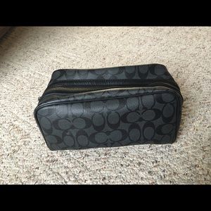Coach toiletry bag mens Clearance